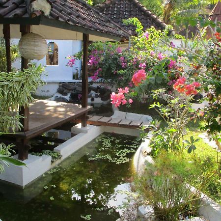 La Casa Homestay Senggigi Ngoại thất bức ảnh