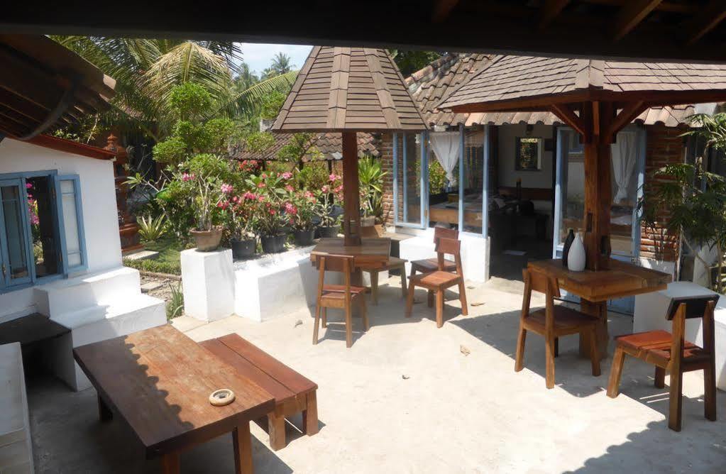 La Casa Homestay Senggigi Ngoại thất bức ảnh