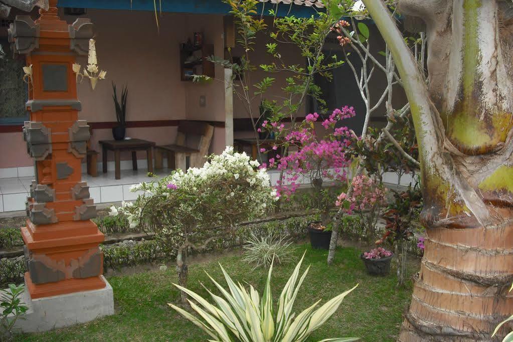 La Casa Homestay Senggigi Ngoại thất bức ảnh