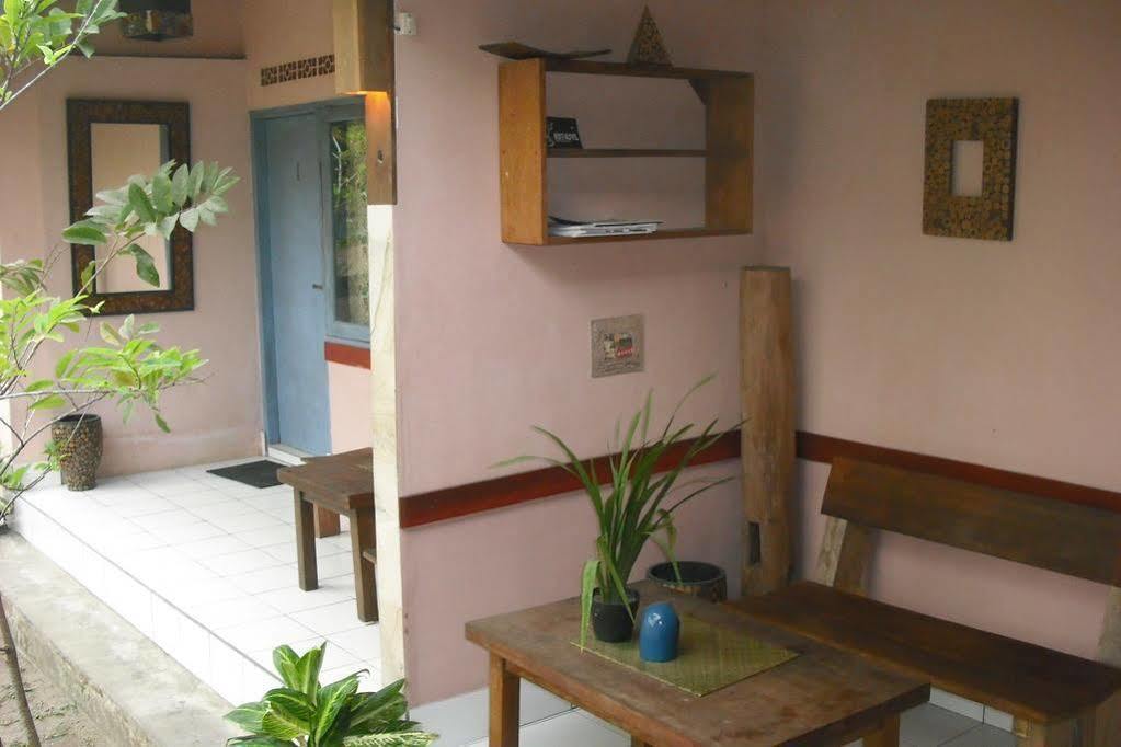 La Casa Homestay Senggigi Ngoại thất bức ảnh