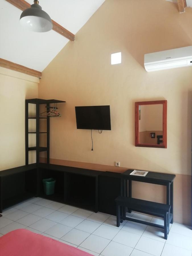 La Casa Homestay Senggigi Ngoại thất bức ảnh