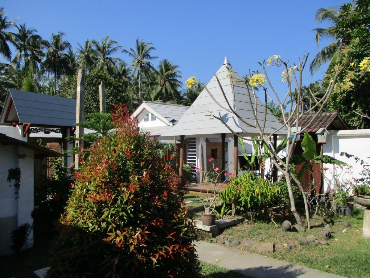 La Casa Homestay Senggigi Ngoại thất bức ảnh
