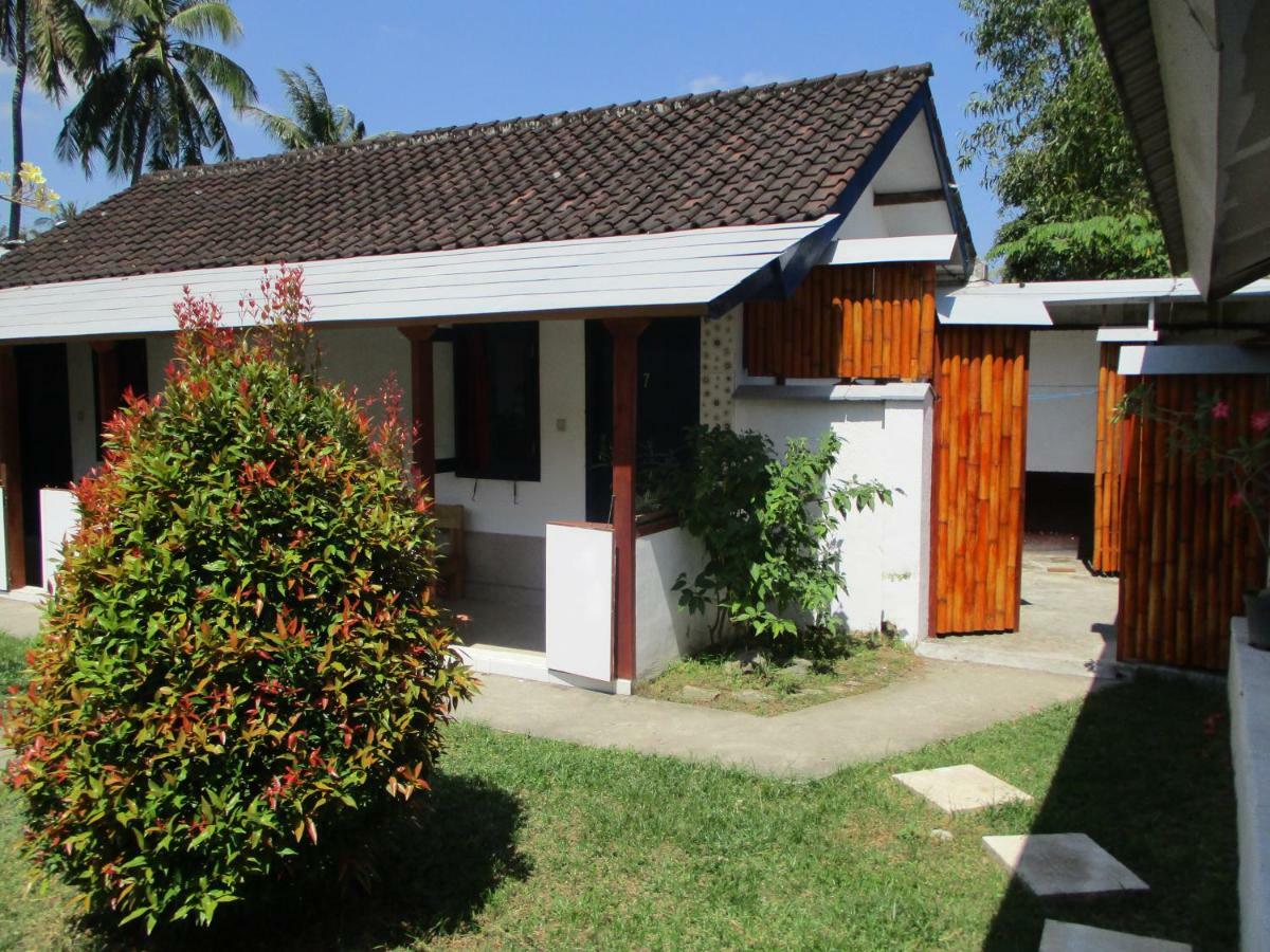 La Casa Homestay Senggigi Ngoại thất bức ảnh